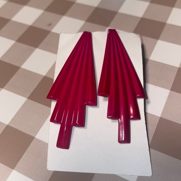 VTG Pierced Pink Lightweight Earrings - Picture 1 of 2